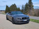 Ford Mustang GT Convertible Cabrio 5.0 - Ford Mustang aus 2013: 5.0