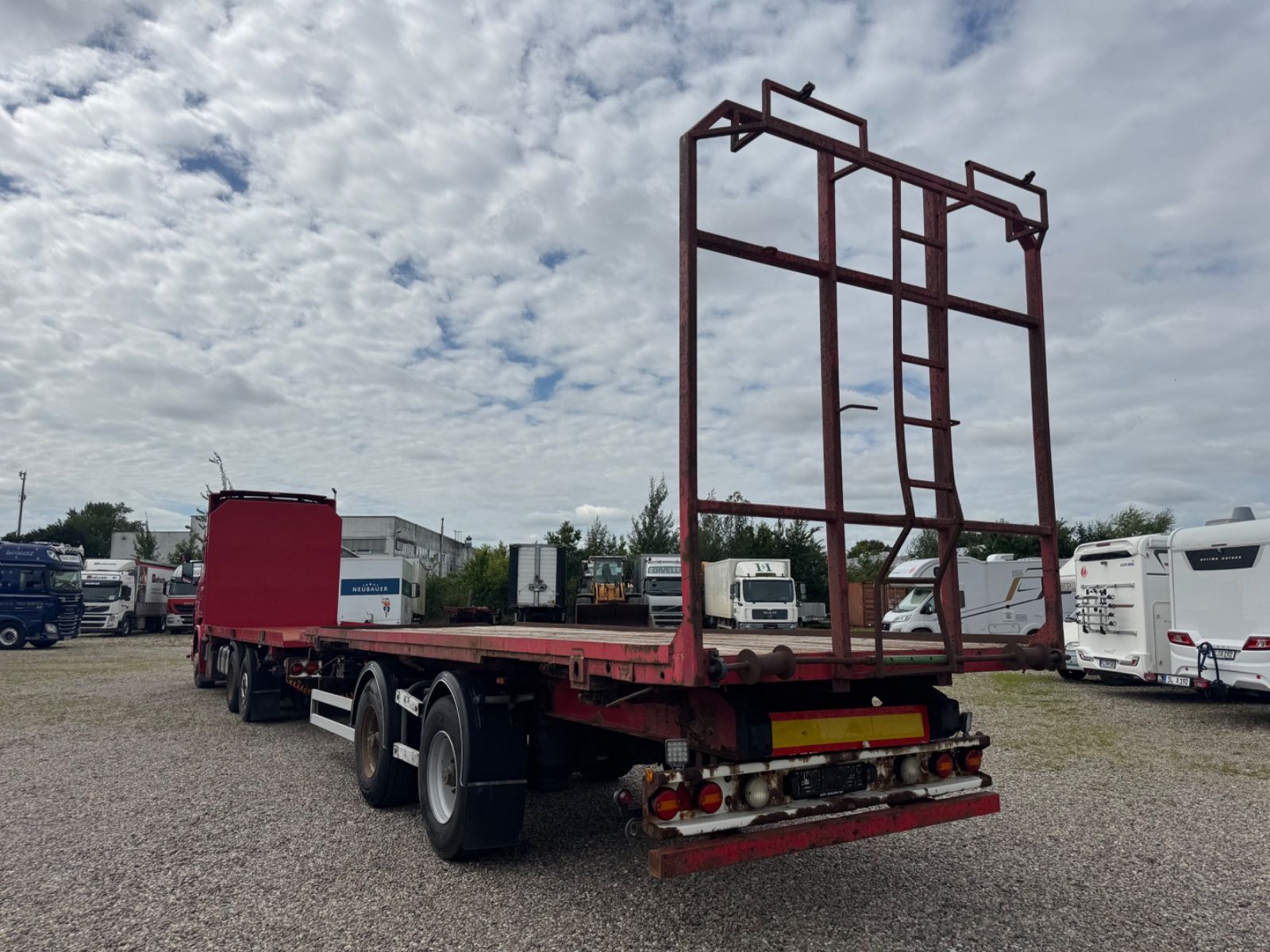 Fahrzeugabbildung Scania R 480 (inlk. Anhänger Krone, siehe Beschreibung)