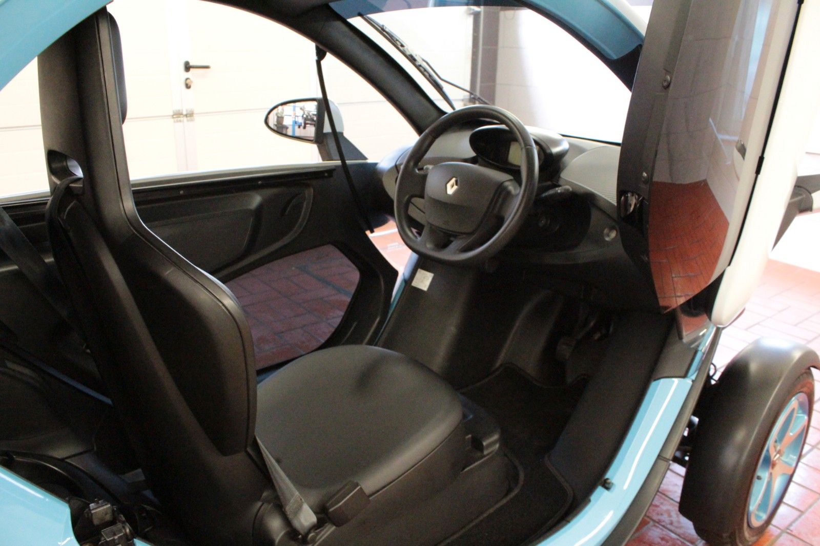 Fahrzeugabbildung Renault Twizy 80 Intens *inklusive Batterie *Keine Miete