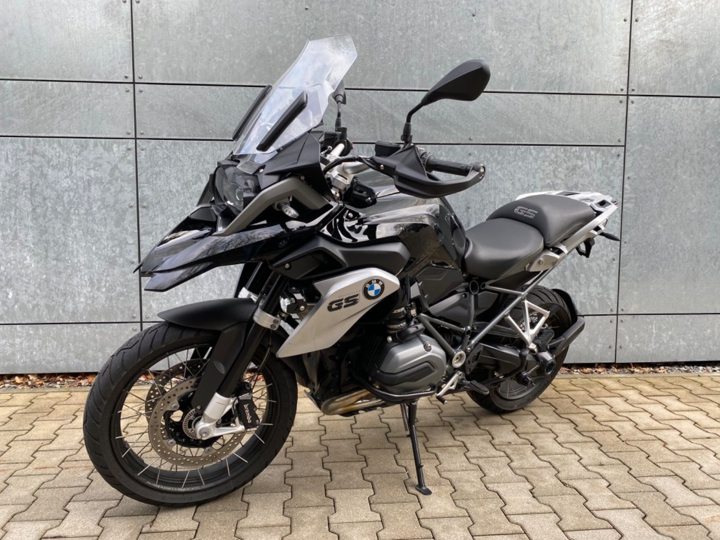 Fahrzeugabbildung BMW R 1200 GS Speichenräder 3 Pakete mit 2 Jahren Ga