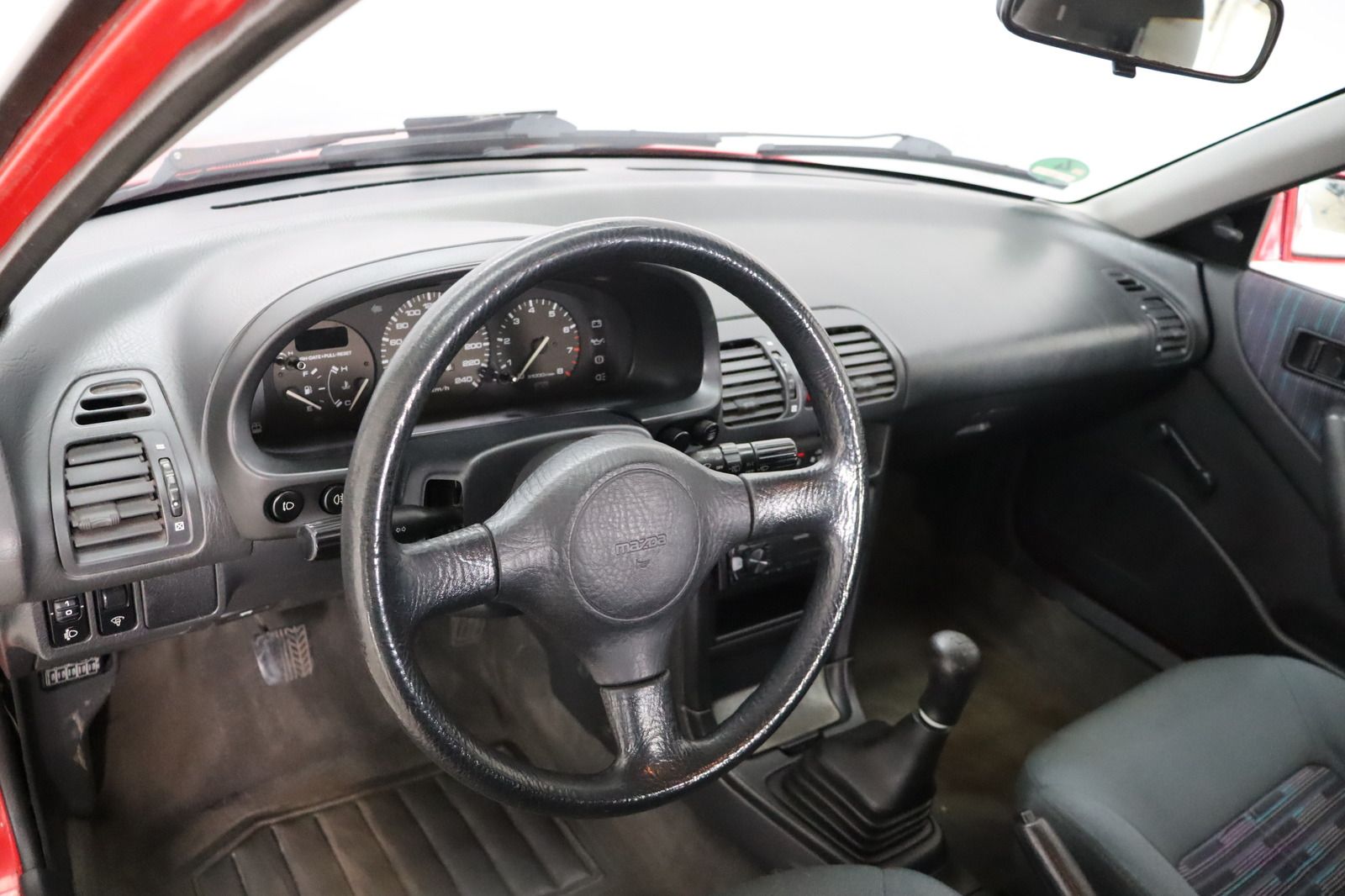 Fahrzeugabbildung Mazda 323 F 1.6 GLX 1. Hand * wenig km