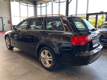 Audi A4 Avant 2.0 TDI quattro *Xenon*Sline*