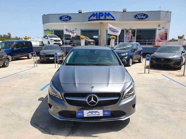 Mercedes-Benz MERCEDES CLA 200 CDI 136 CV SHOTING BRAKE LEASE 