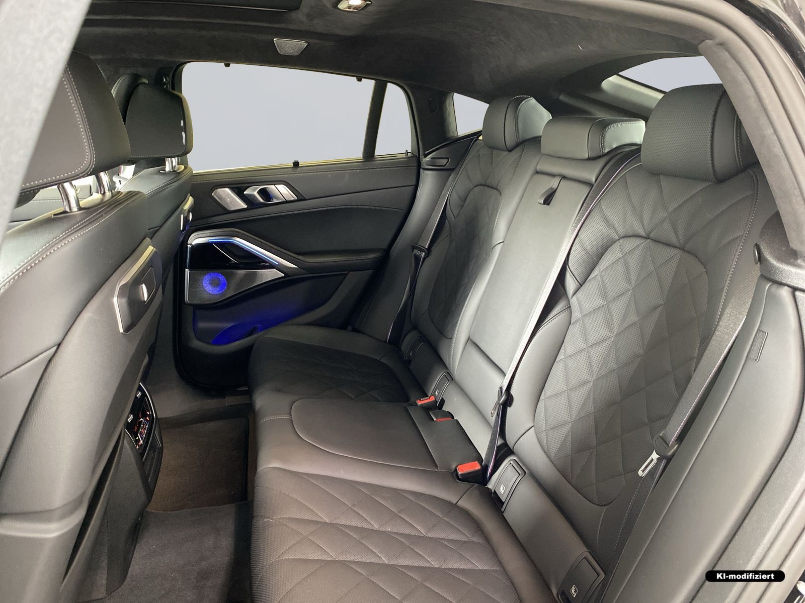 BMW X6 M60 - Bild 9