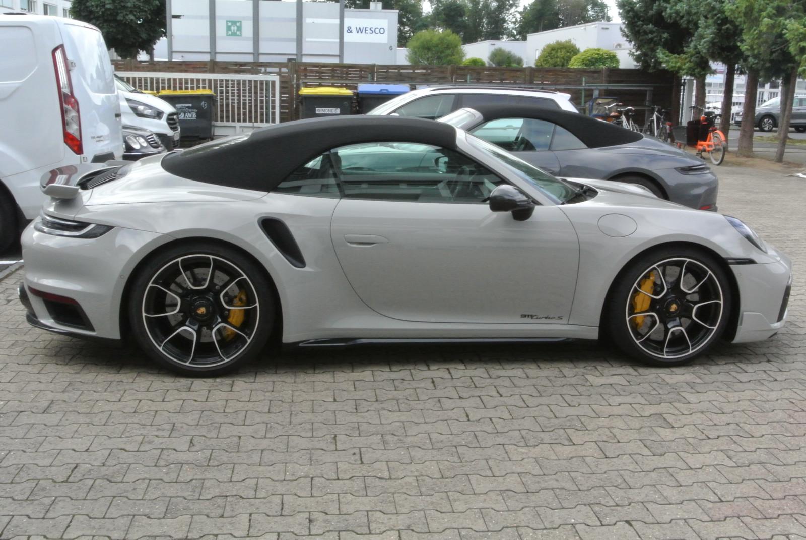 Porsche 992 turbo s,cabrio, np 299000