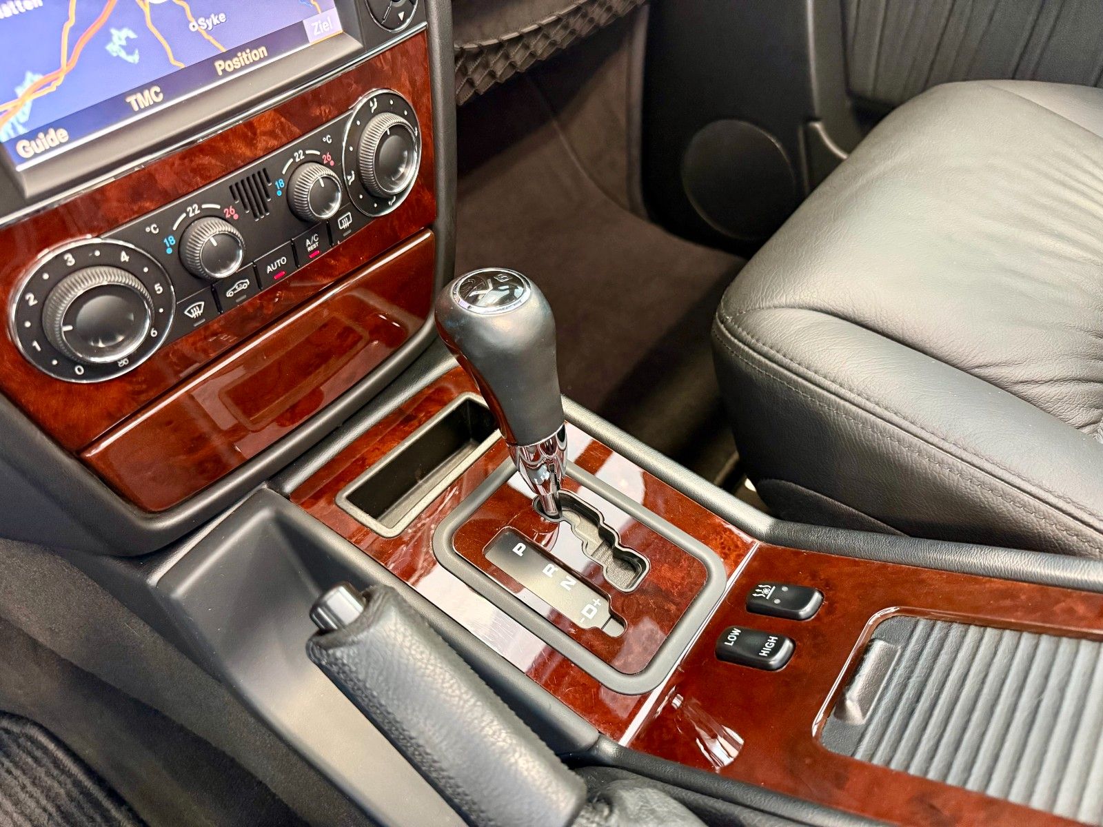 Fahrzeugabbildung Mercedes-Benz G 500 Cabrio 7G-TRONIC COMAND / AHK / BRD
