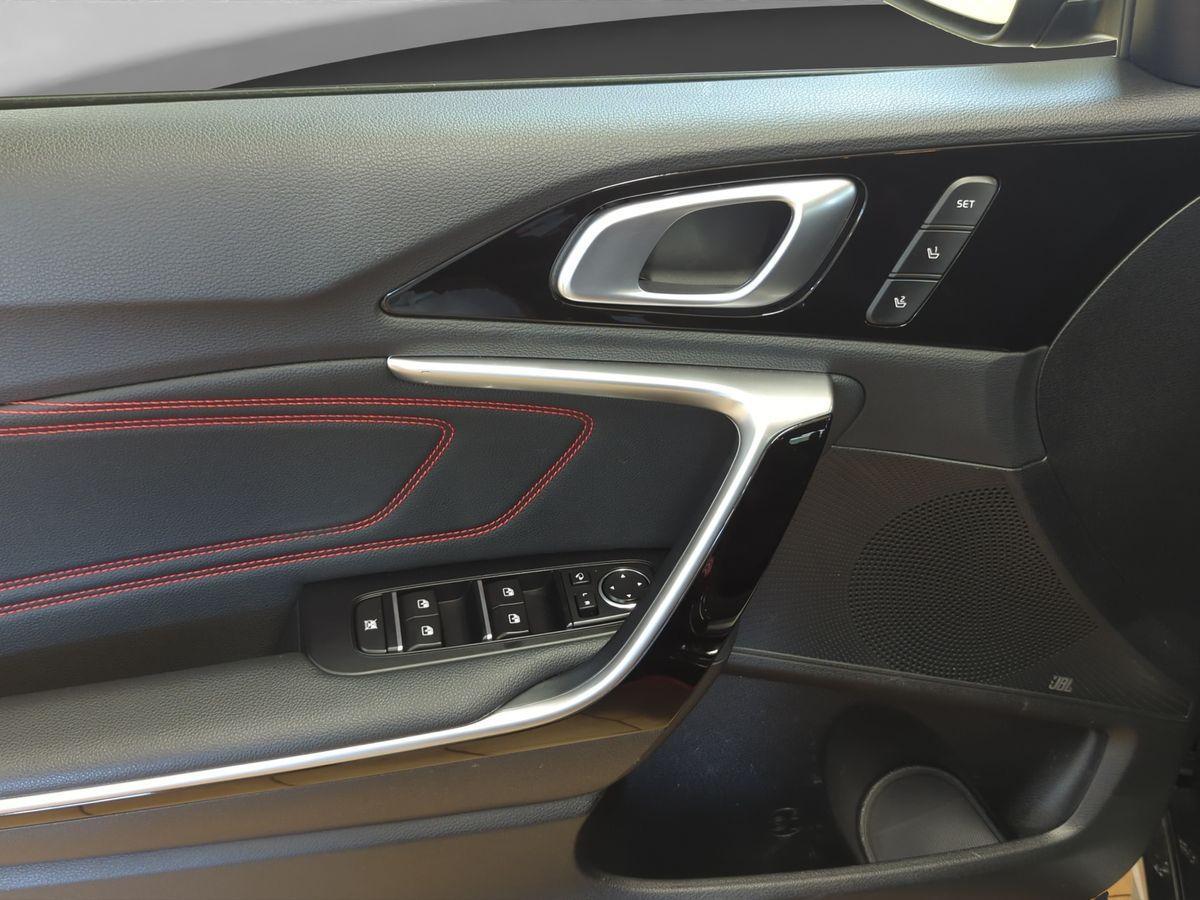 Kia PROCEED 1.6T GT NAVI+LED+KAMERA+CARPLAY+SITHEIZU