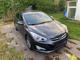 Hyundai i40 1.7 CRDi 100kW Premium Automatik Premium - Hyundai i40 mit Diesel-Antrieb: Limousine