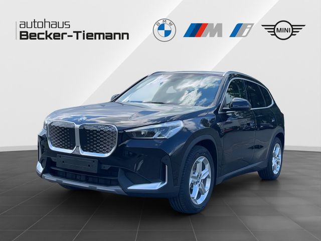 BMW iX1 xDrive30 - UPE 49.270,- € #exclusive