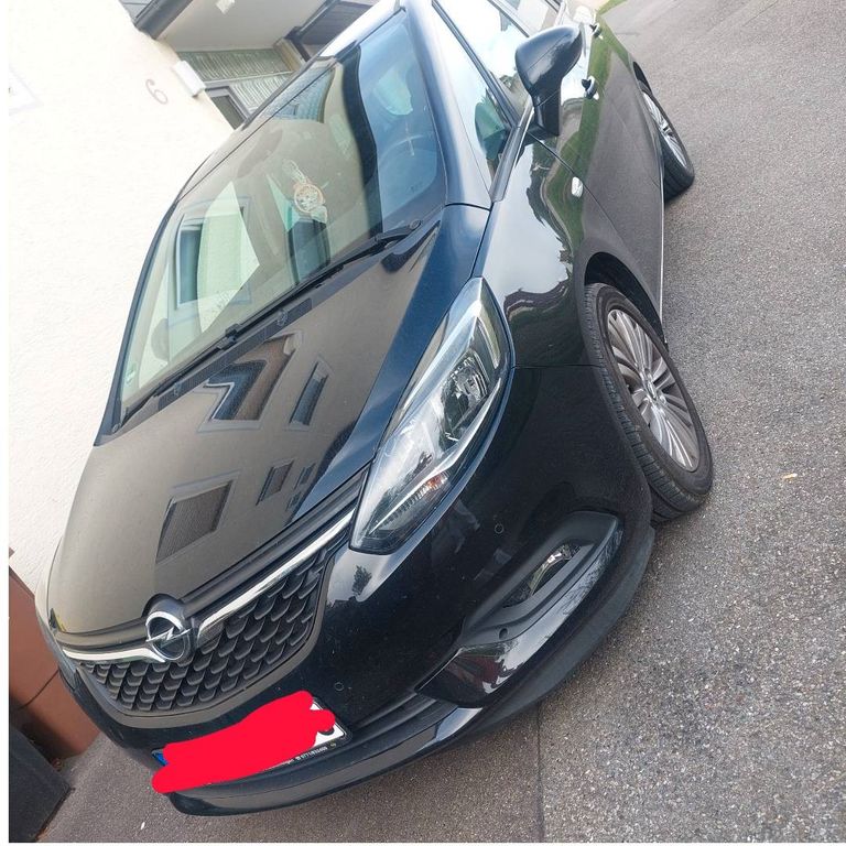 Image of Opel Zafira Tourer
