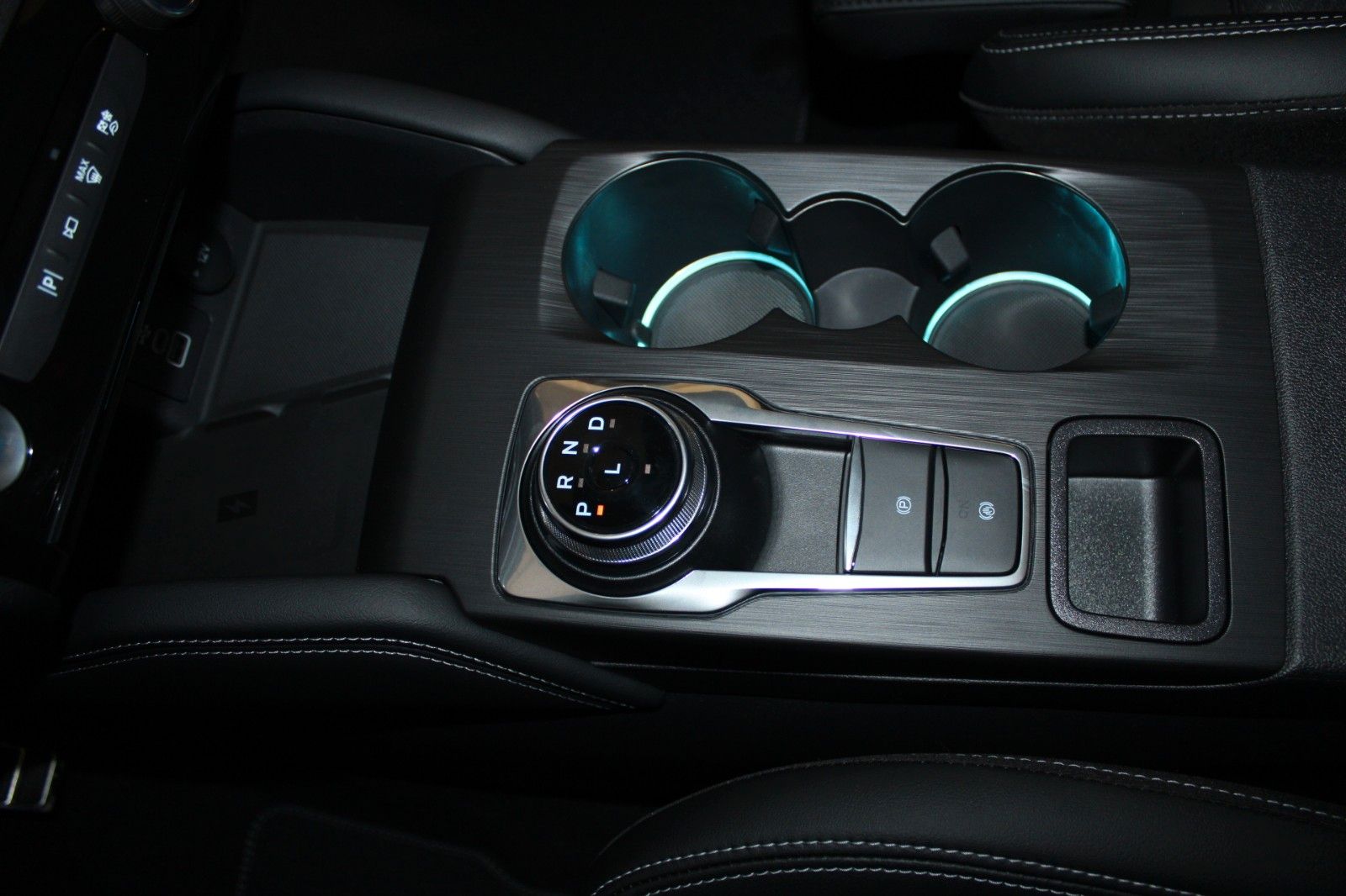 Fahrzeugabbildung Ford Kuga 2.5 Duratec FHEV Sound Edition X ECVT