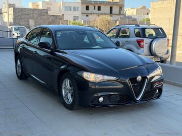Alfa-Romeo Giulia - 3