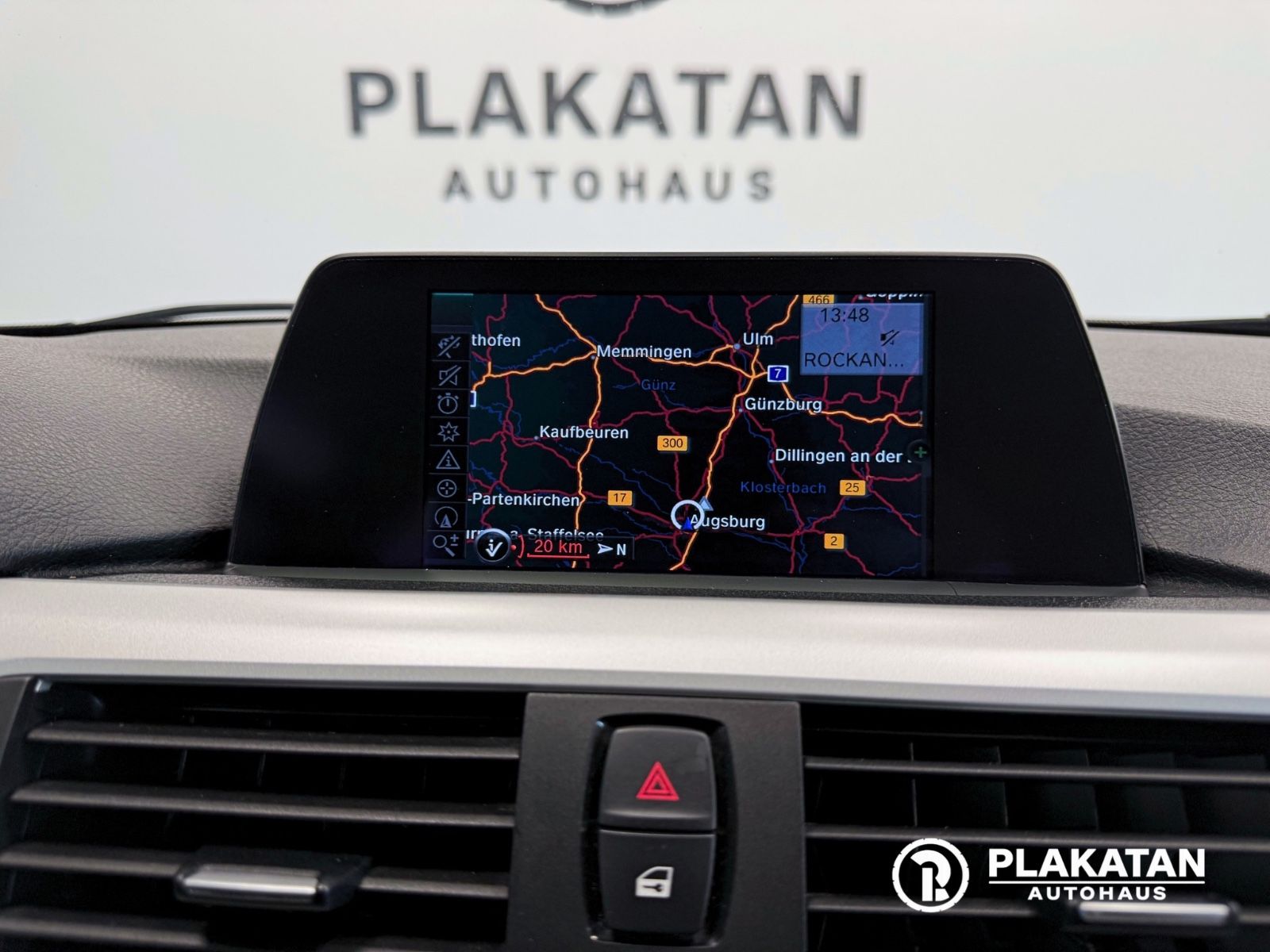 Fahrzeugabbildung BMW 318d Touring Leder Navi Bi-Xenon