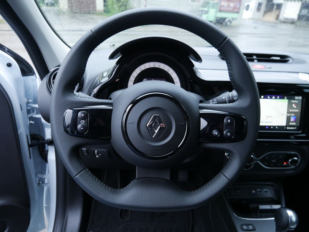 Fahrzeugabbildung Renault Twingo E-Tech elektrisch Urban Night