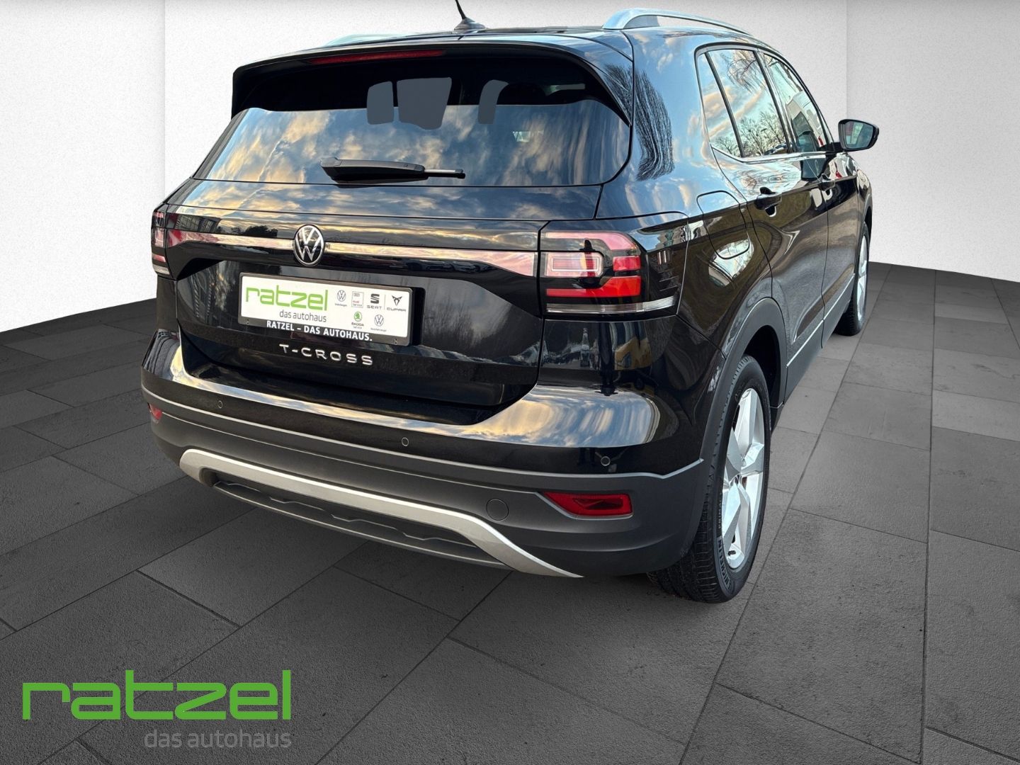 Fahrzeugabbildung Volkswagen T-Cross 1.5 TSI Style Navi+LED +Apple CarPlay An