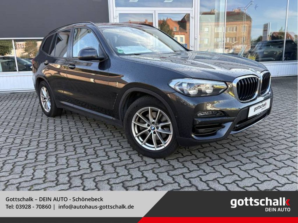 BMW X3 xDrive20d Advantage SHZ KAMERA NAVI AHK LED