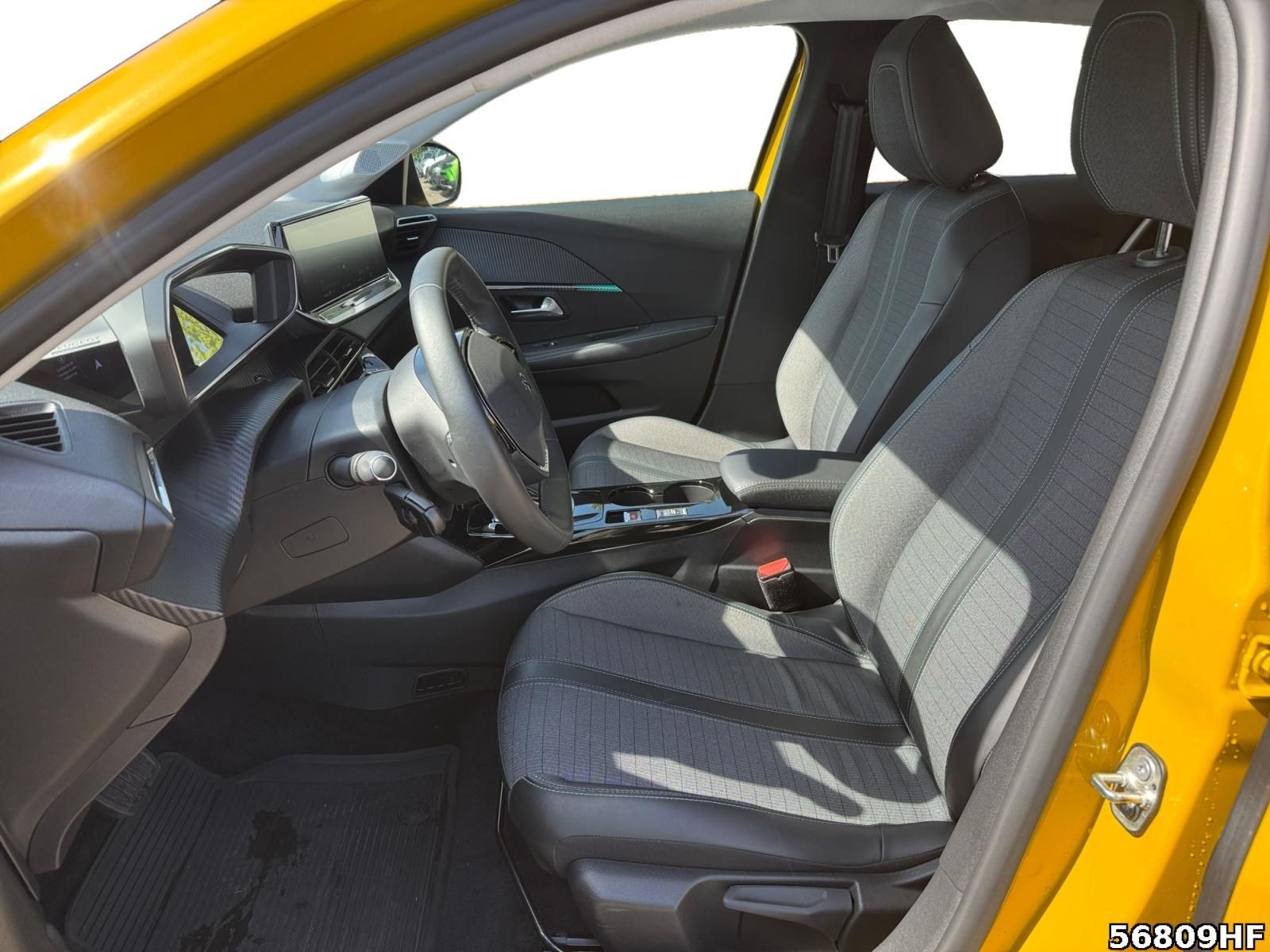 Fahrzeugabbildung Peugeot e-208 Allure Pack