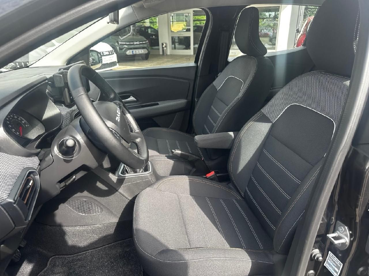 Fahrzeugabbildung Dacia Sandero Stepway Expression TCe 100 Eco-G (LPG)