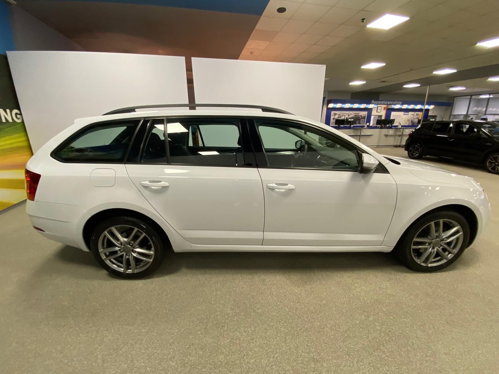 Fahrzeugabbildung SKODA Octavia Ambition 1.5 TSI APP+KLIMA+PDC+SITZHEIZ+