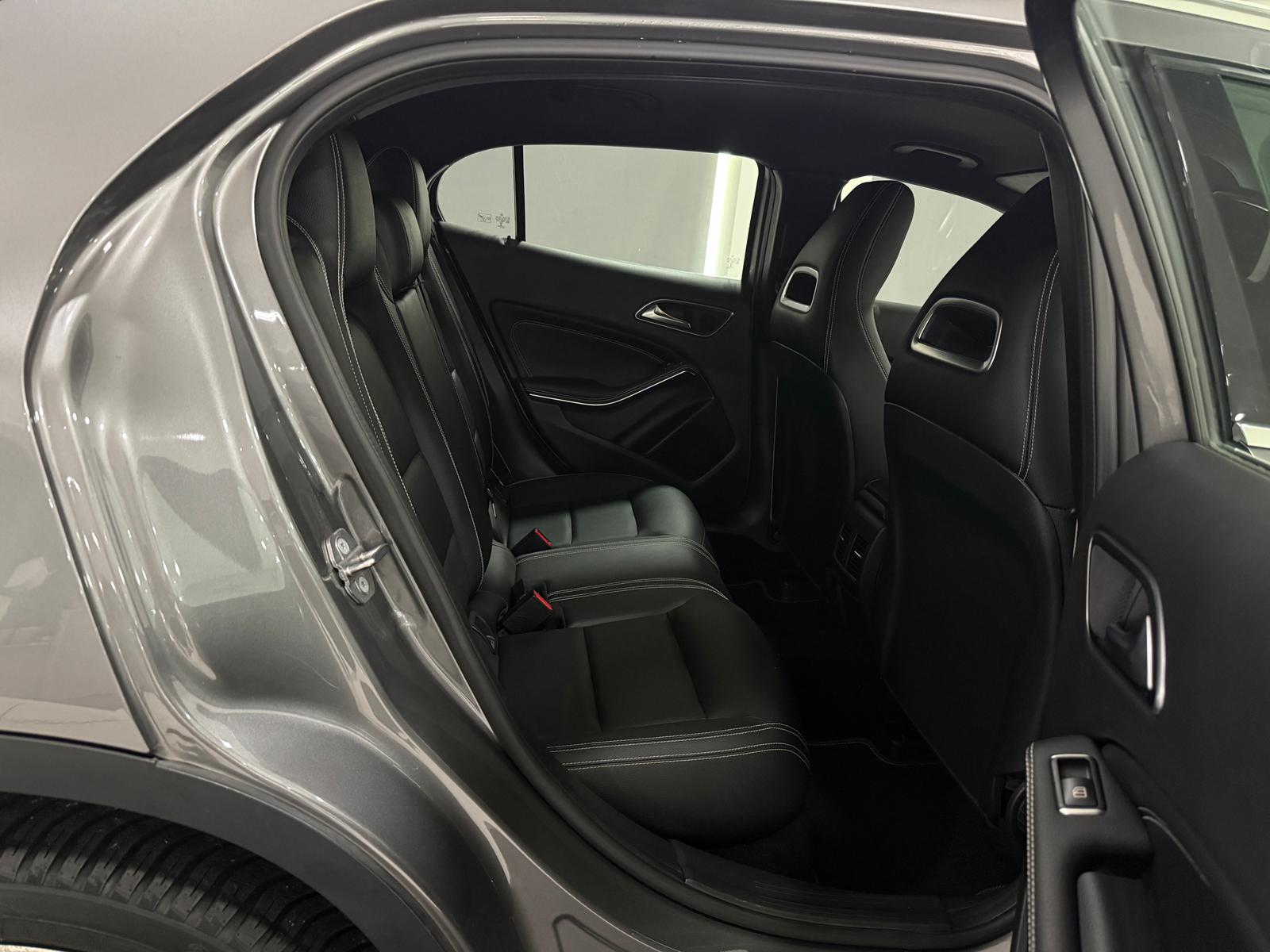 Mercedes-Benz GLA 250 4M AMG-LIN *KAM*DAB*18-ZOLL*LED*SHZ*