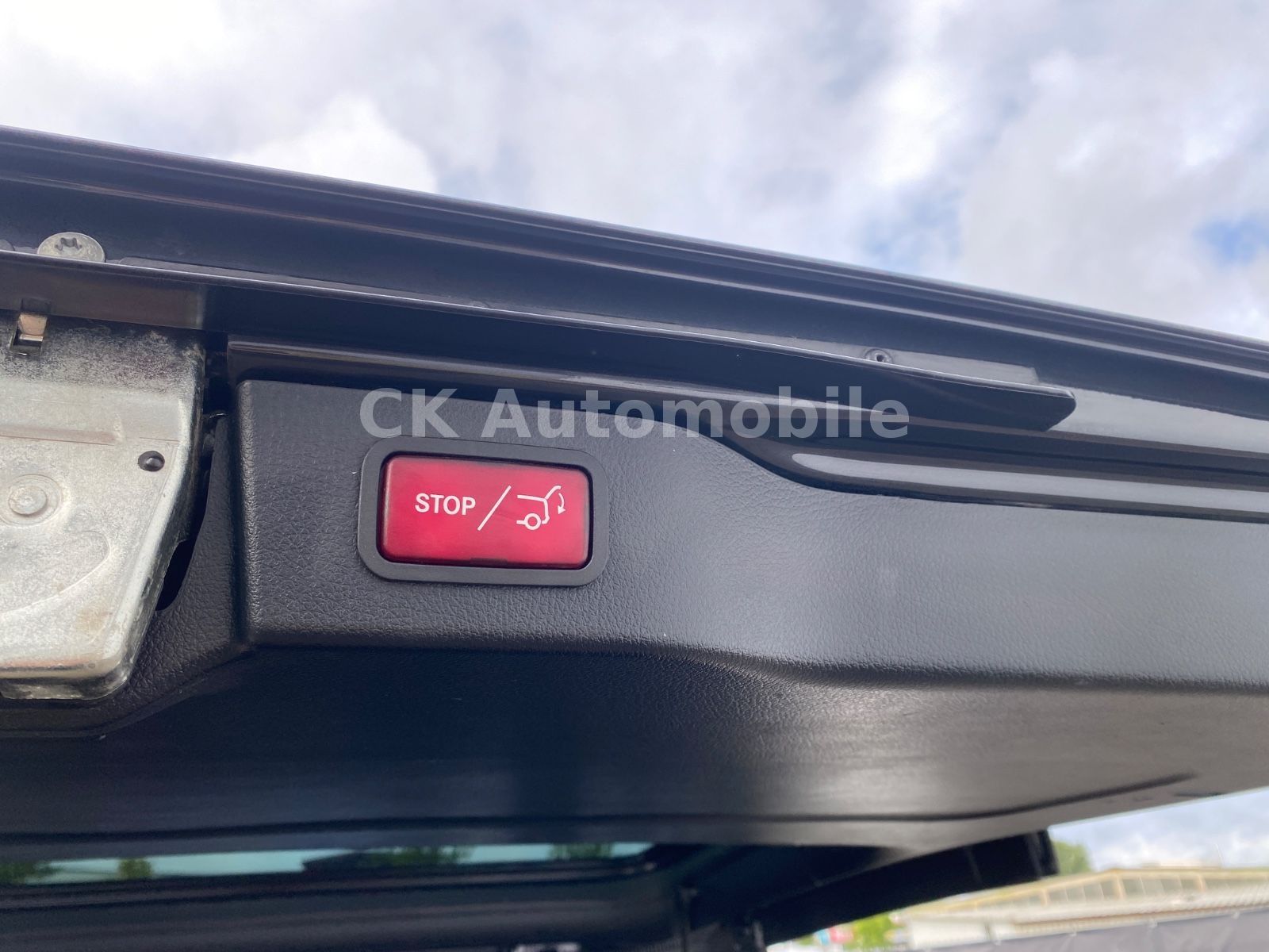 Fahrzeugabbildung Mercedes-Benz V 300 d EDITION 4MATIC lang/7Sitze/Navi/Kam./LED