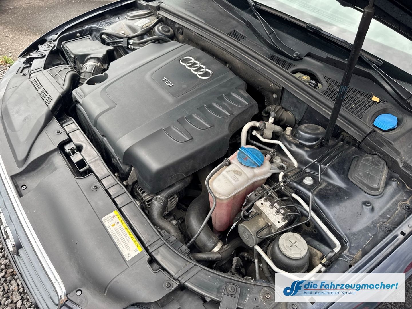 Fahrzeugabbildung Audi A5 Sportback 2.0 TDI Klimaautom PDC Alu *EXPORT