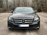 Mercedes-Benz Mercedes E220d, Widescreen, gepflegter zustand; - Mercedes-Benz E 220 Gebrauchtwagen in München