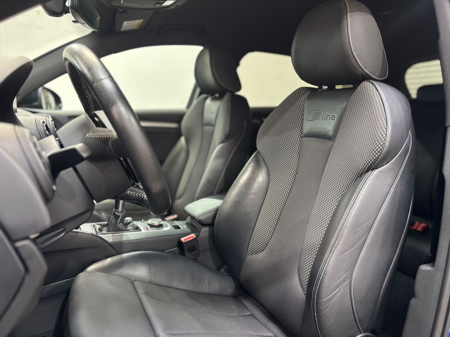 Fahrzeugabbildung Audi A3 S line ultra#Xenon#Navi#19"#Navi
