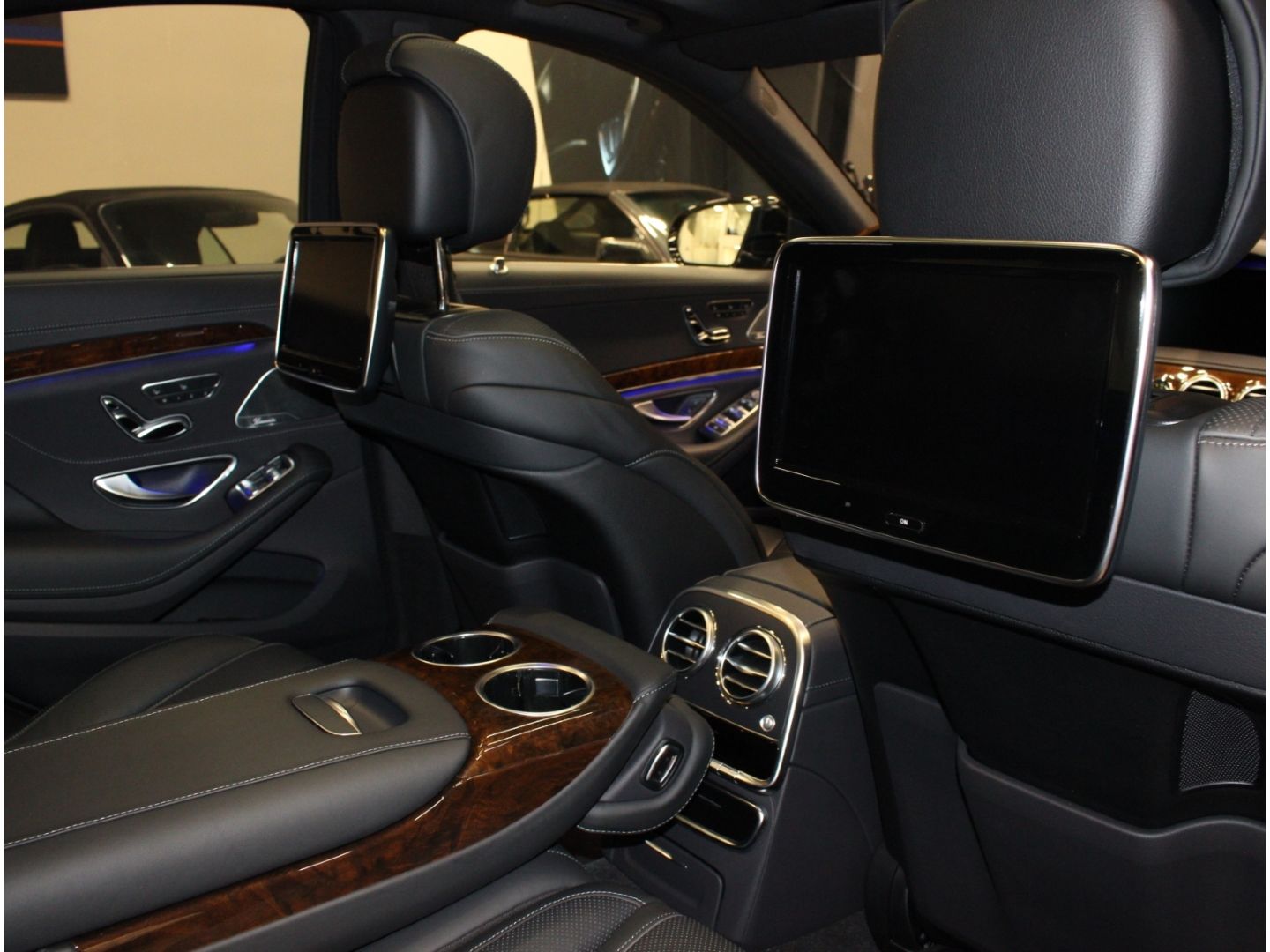 Fahrzeugabbildung Mercedes-Benz S 500 AMG Line Nachtsicht*Burmester*Voll*