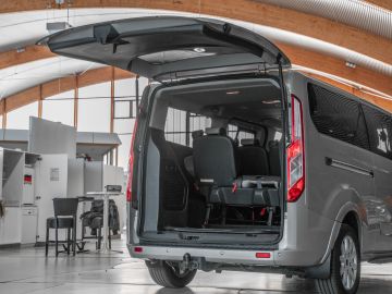 Ford Tourneo Custom - 10