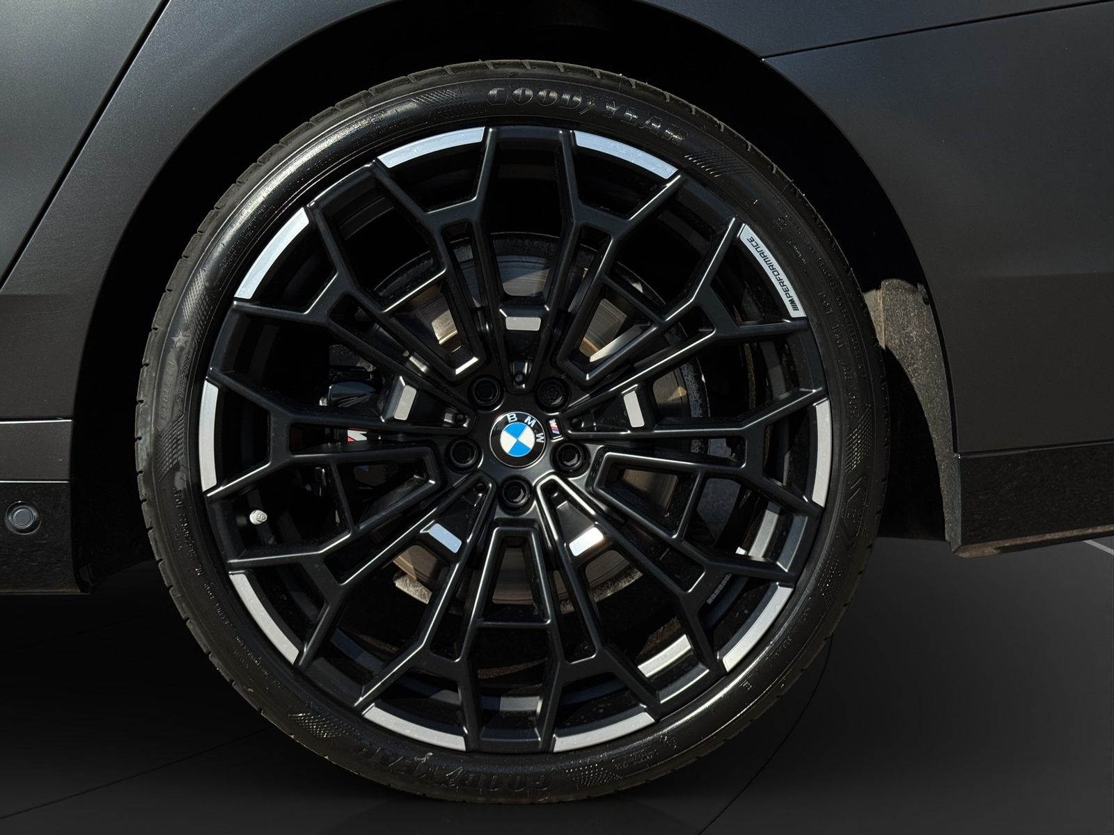 BMW 740d xDrive Limousine M Paket Pro B/W HiFi Stand foto 16