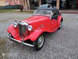 MG TD - aus 1953 mit Benzin-Antrieb: Cabrio