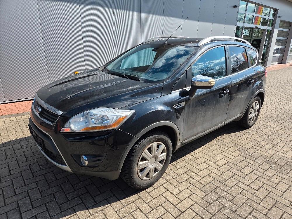 Ford Kuga Titanium+Klima+AHK+ALU+Winterp.+ZV+Keyless