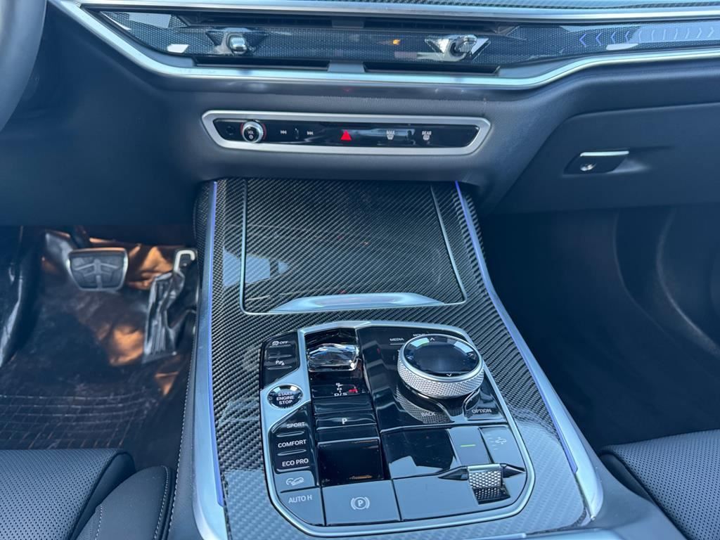 BMW X7 - Bild 12