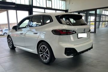 BMW 218 - 4