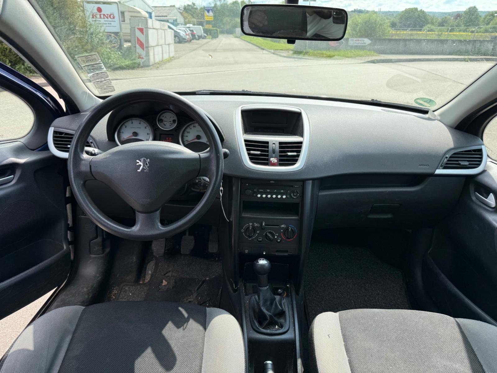 Peugeot 207 2008 — photo 11