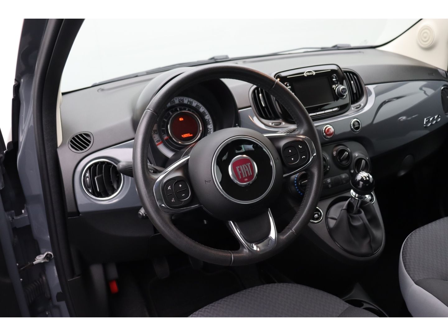 Fahrzeugabbildung Fiat 500 1.2 Pop Star Einparkhilfe, Bluetooth,