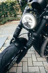 Triumph Bonneville Bobber FULL CUSTOM + WIE NEU - TRIUMPH CUSTOM