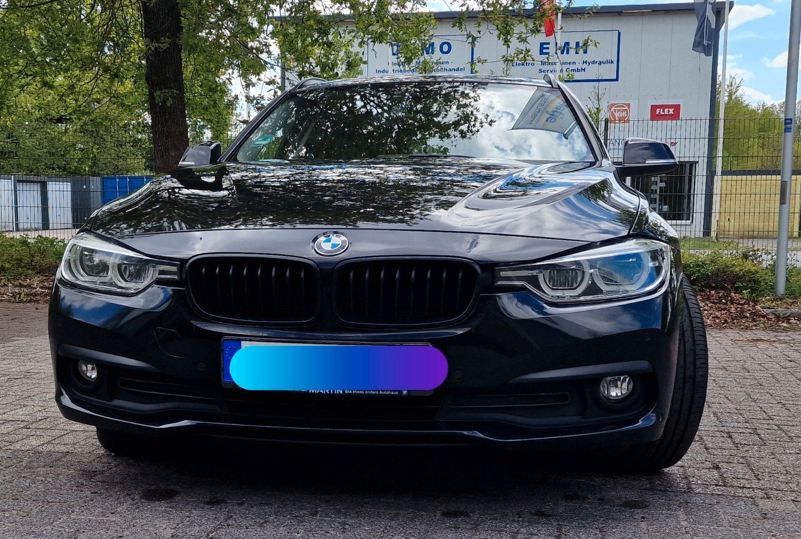 BMW 320