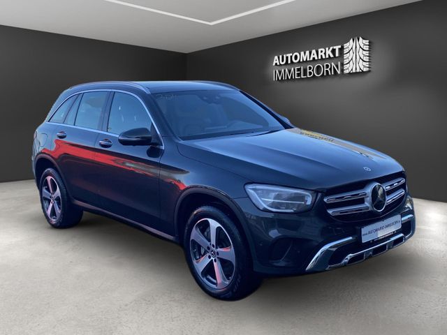 Mercedes-Benz GLC 300 de AMG 19*Pano*Distro*AHK*360°Burme