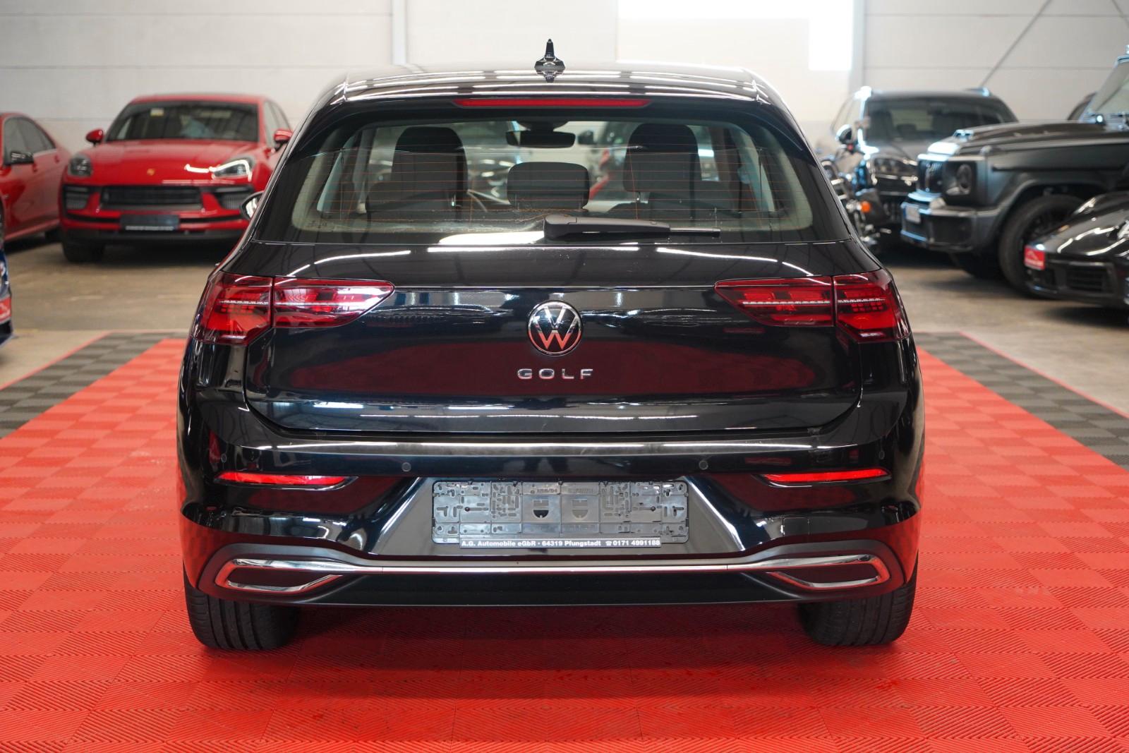 Volkswagen Golf 8 1.5 TSI Lim.  IQ. Light 1.Hand*LED*ACC*