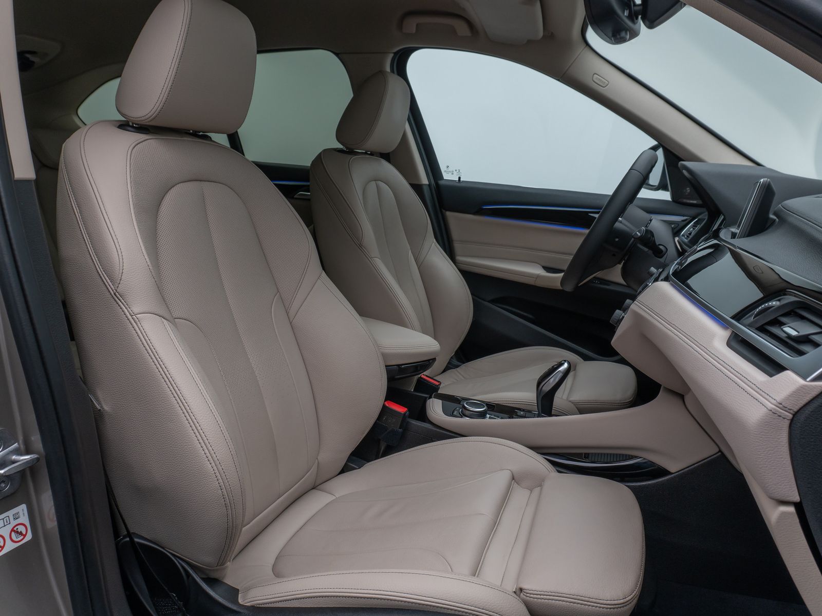 Fahrzeugabbildung BMW X1 xD25d xLine H/K DAB Parkassis AHK Alarm Sport