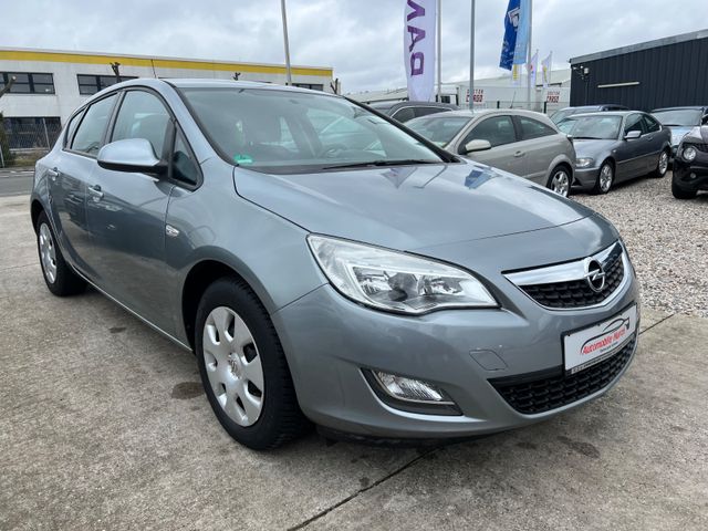 Opel Astra J Lim. 5-trg. Selection/Tüv-Neu/4-5Tür/