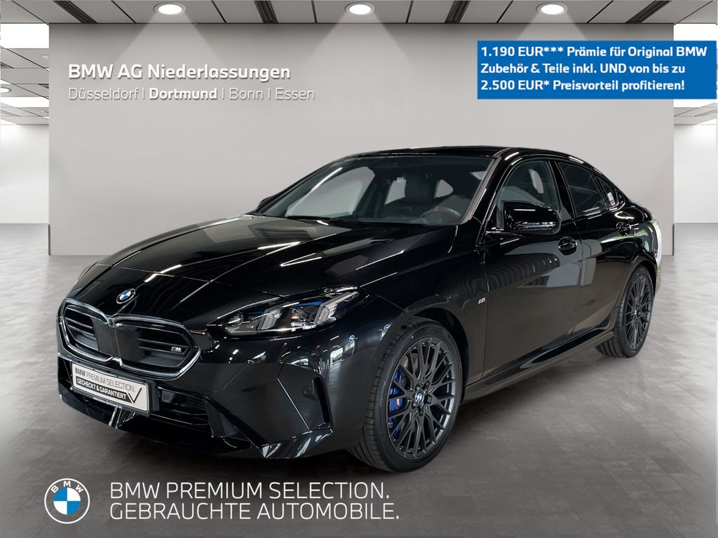 BMW M235