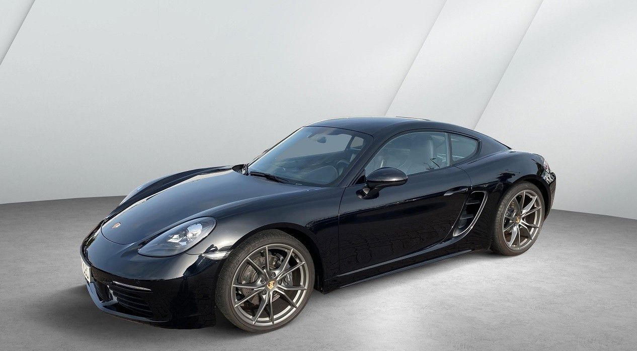 2023 Porsche Cayman