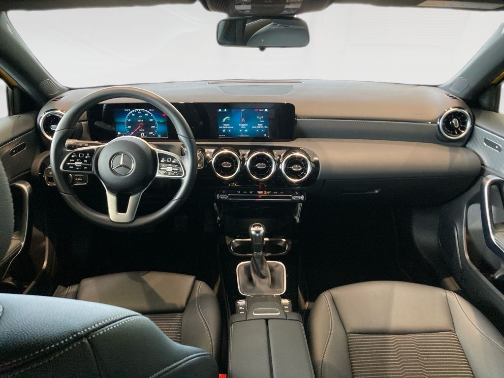 Mercedes-Benz A 180 Progressive Night MBUX Navi-Pl LED PDC SHZ foto 8