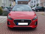 Hyundai i30 1.0 T-GDI Intro / Panorama-Dach / Navi  - Hyundai i30 mit Benzin-Antrieb: Panorama Dach