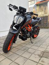 KTM Duke 125 + Sonderausstattung