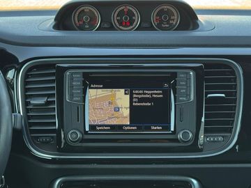 Volkswagen Beetle Cabriolet  R-Line 1,4 l TSI 150 PS 6-Gang