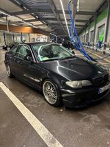 BMW 330Ci Coupé, 8-fach bereift, Reihensechszylinder - BMW 330 aus 2003: Coupe